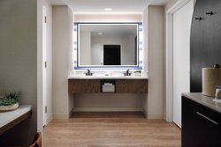  - Marriott Hotel Airport South Austin - I-35, Exit 230