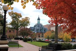  - Holiday Inn Northeast Clarksville - I-24, Exit 4