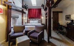  - Chestnut Hill Hotel Philadelphia