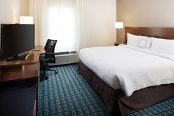  - Fairfield Inn & Suites by Marriott Downtown Savannah