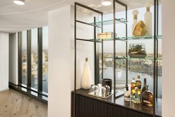  - JW Marriott Hotel Parq Vancouver