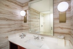  - Marriott Pere Marquette Hotel Peoria - I-74, Exit 93