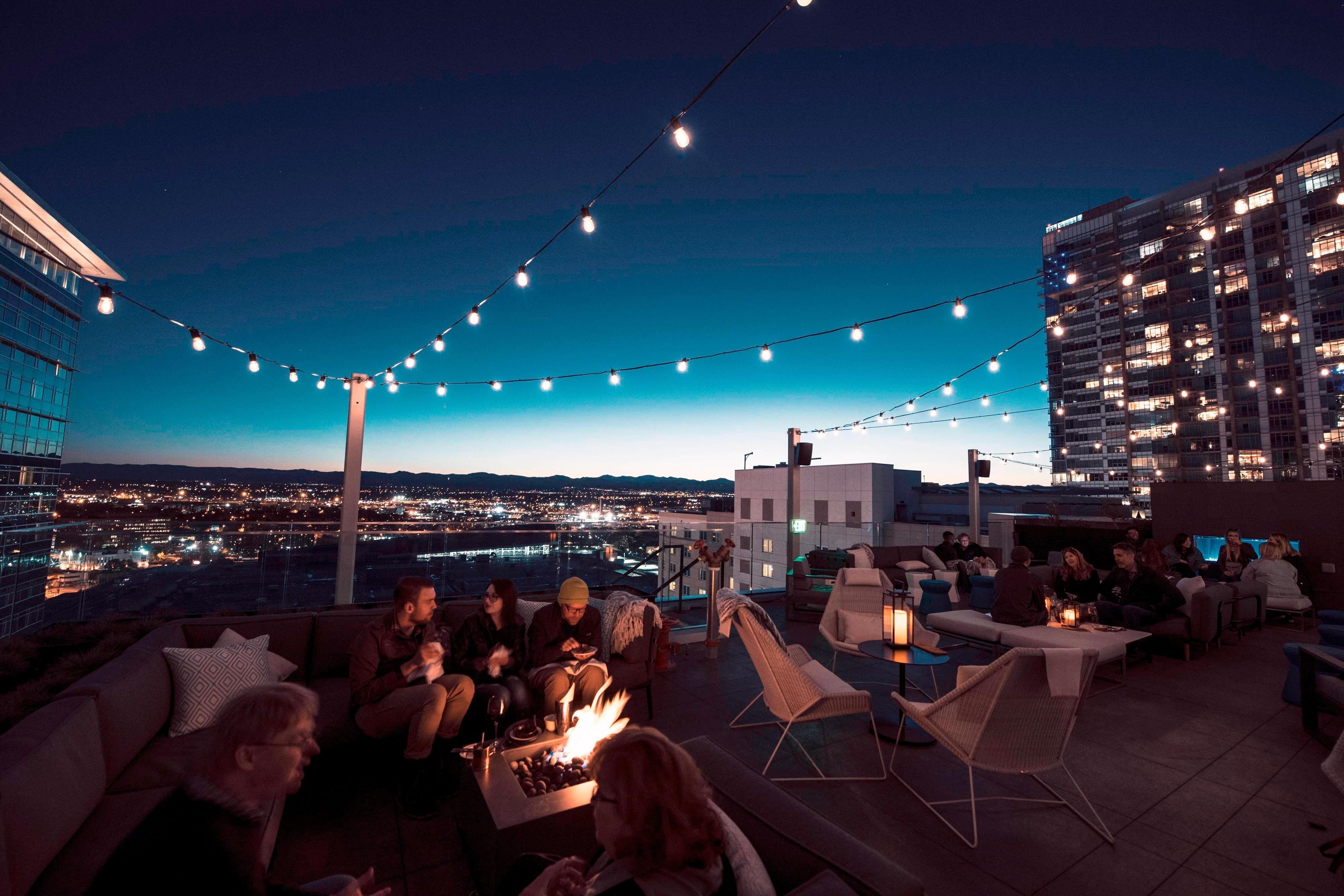 54thirty Rooftop Bar