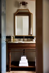  - Blue Iris Hotel Nantucket