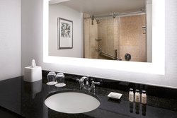  - Delta Hotel by Marriott Chesapeake - I-64, Exit 289