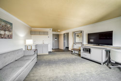  - Holiday Inn Downtown Historic District - I-10, Exit 26B