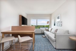  - Element Hotel Wood Ridge