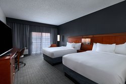  - Courtyard by Marriott Downtown San Antonio - I-10 & I-35, Exit 155B
