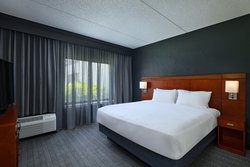  - Courtyard by Marriott Downtown San Antonio - I-10 & I-35, Exit 155B