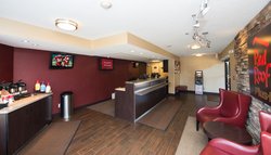  - Red Roof Plus+ Inn & Suites Patriots Point Mt Pleasant