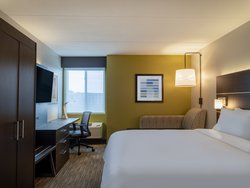  - Holiday Inn Express Plymouth