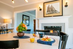  - Saratoga Inn Langley