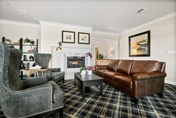  - Saratoga Inn Langley