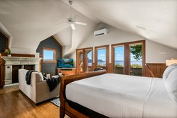  - Saratoga Inn Langley