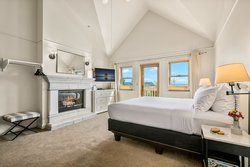  - Saratoga Inn Langley