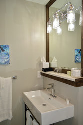  - Saratoga Inn Langley