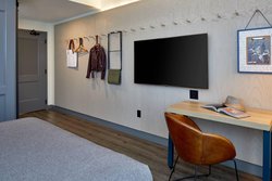  - Moxy Hotel by Marriott Midtown Atlanta - I-75 & I-85, Exit 250