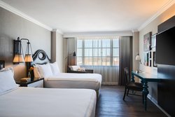  - Lindy Renaissance Charleston Hotel Historic District