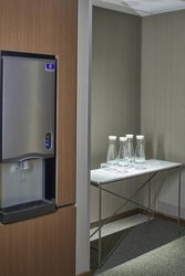  - AC Hotel by Marriott Airport Gateway Atlanta - I-85, Exit 72