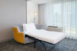  - Courtyard by Marriott Hotel Avalon Area Alpharetta