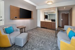  - Courtyard by Marriott Hotel Avalon Area Alpharetta