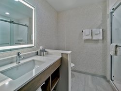  - Holiday Inn Express & Suites Space Center Huntsville