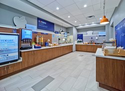  - Holiday Inn Express & Suites Space Center Huntsville