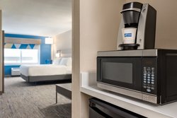  - Holiday Inn Express & Suites Fort Pierce - I-95, Exit 129