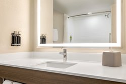  - Holiday Inn Express & Suites Fort Pierce - I-95, Exit 129