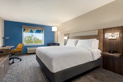  - Holiday Inn Express & Suites Fort Pierce - I-95, Exit 129