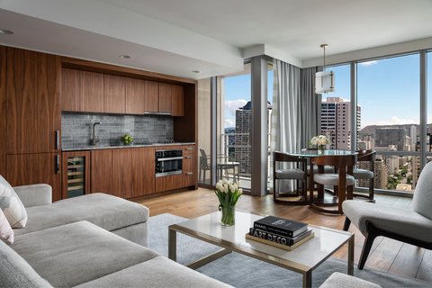 THE RITZ-CARLTON RESIDENCES, WAIKIKI BEACH - Photo 52
