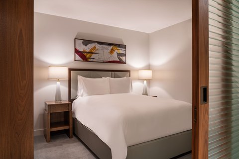 THE RITZ-CARLTON RESIDENCES, WAIKIKI BEACH - Photo 24
