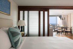  - Ritz-Carlton Residences Waikiki