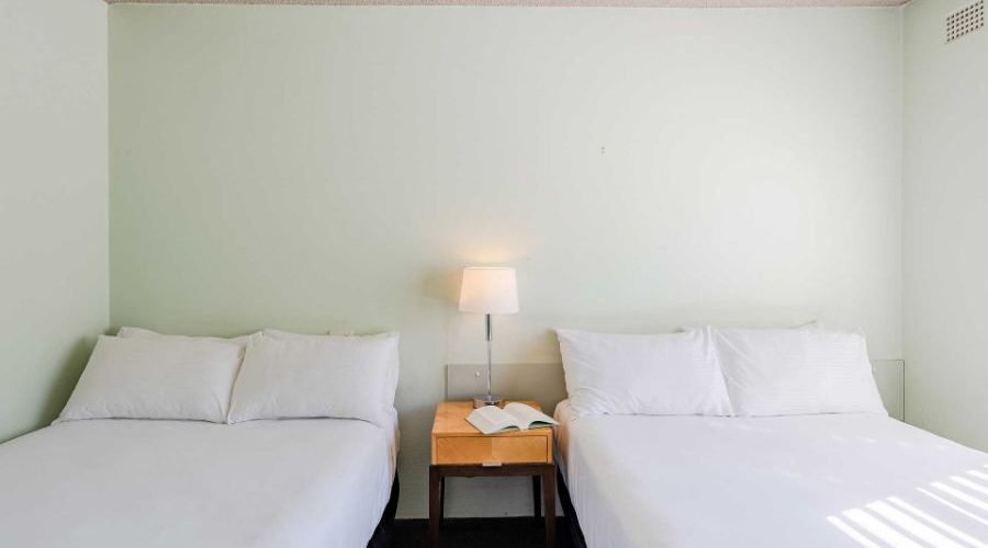 PANORAMA BATHURST-guestroom-Double Double Room.jpg