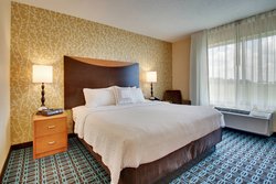  - Fairfield Inn & Suites by Marriott Ottawa - I-80, Exit 90