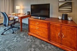  - Courtyard by Marriott Hotel Springfield - I-95 & I-495, Exit 169