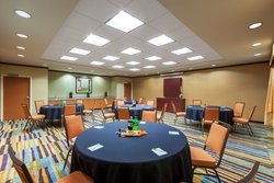  - Fairfield Inn & Suites by Marriott Rogers - I-49, Exit 85
