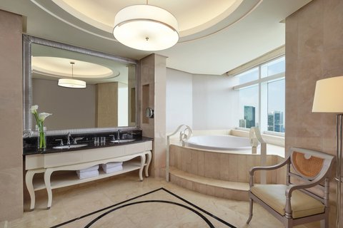 THE RITZ-CARLTON PACIFIC PLACE - Photo 18