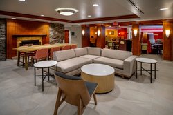  - Holiday Inn & Suites Beckley - I-64 & I-77, Exit 44