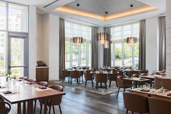  - Renaissance Hotel Airport Gateway Atlanta - I-85, Exit 72