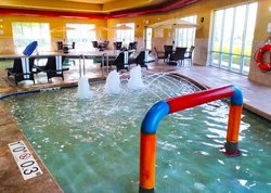  - Holiday Inn Express & Suites Park Place NW Milwaukee