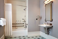  - Citizen Hotel Sacramento - I-5, Exit 519B