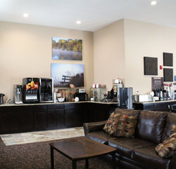  - Cobblestone Inn & Suites Oak Ridge Denison