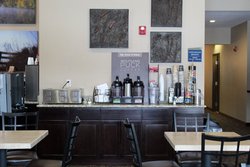  - Cobblestone Inn & Suites Oak Ridge Denison