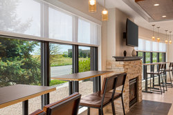  - Holiday Inn Express & Suites Airport Denver