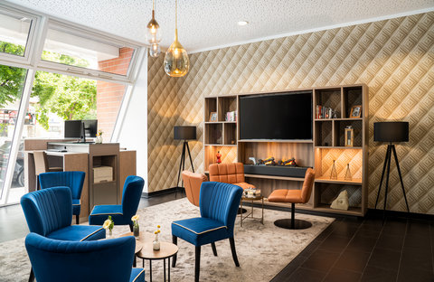 Leonardo Hotel Berlin Lobby