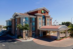  - Holiday Inn Express & Suites Fresno