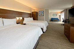  - Holiday Inn Express & Suites Fresno