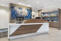  - Holiday Inn Express & Suites Peru - I-80, Exit 75