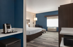  - Holiday Inn Express & Suites Airport Denver